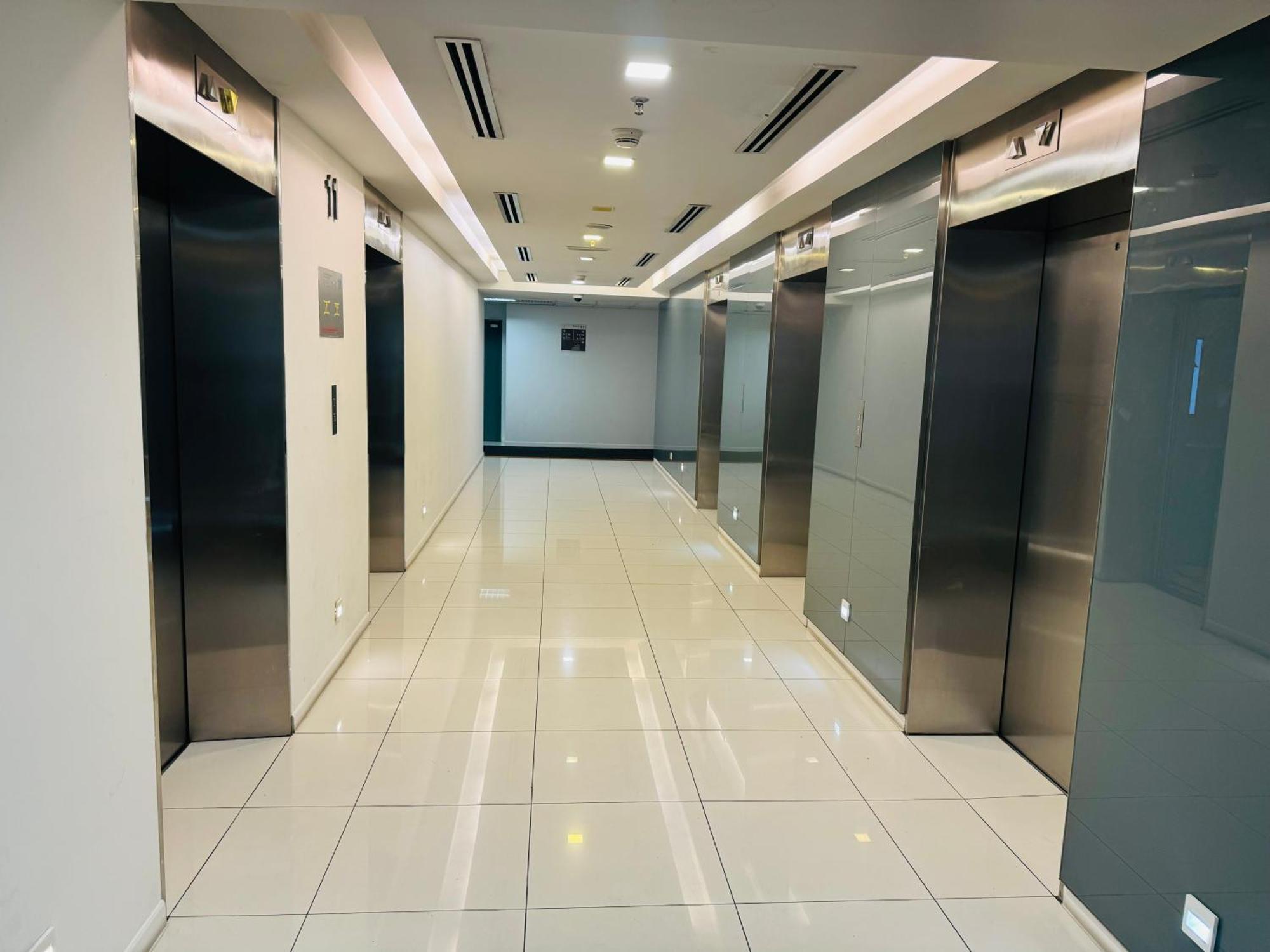 Summer Suites Klcc By Classy Kuala Lumpur Exterior photo