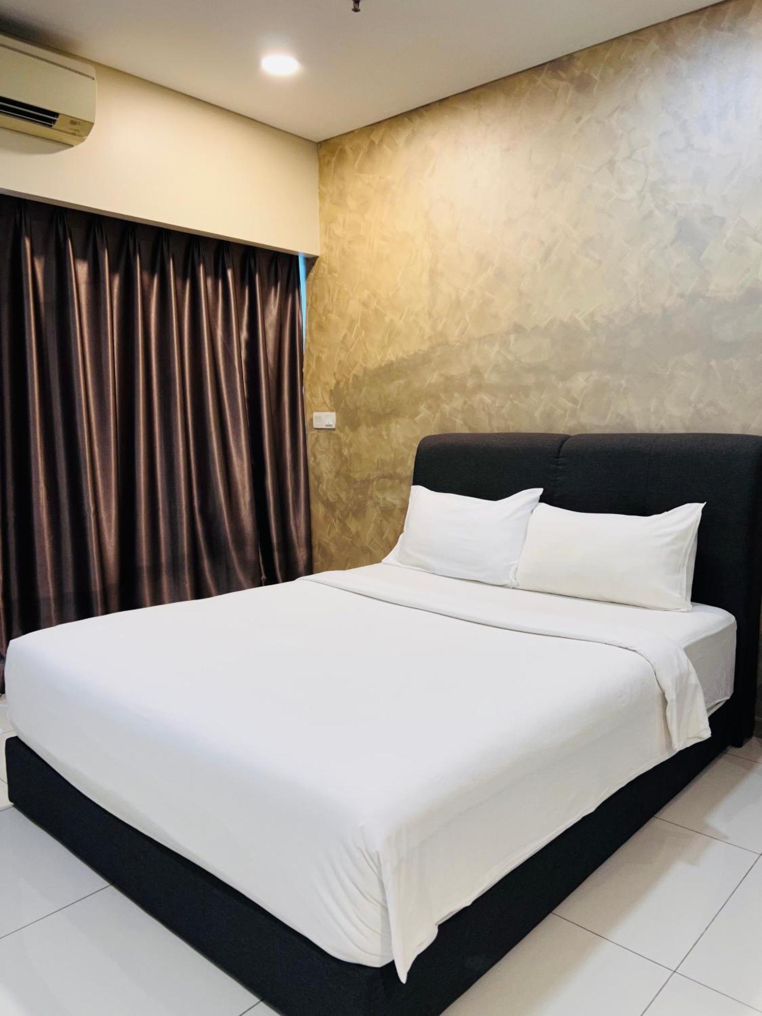 Summer Suites Klcc By Classy Kuala Lumpur Exterior photo