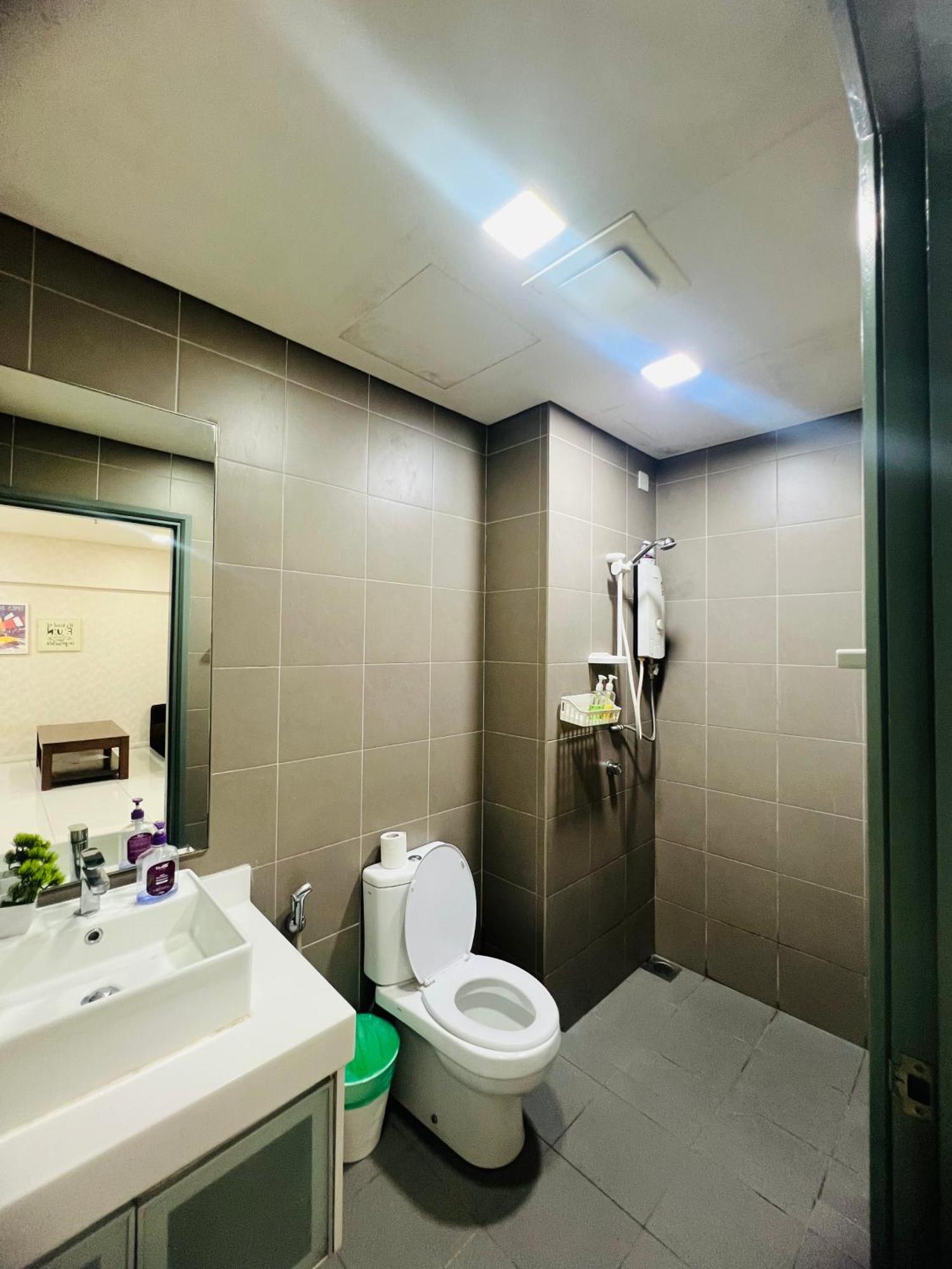 Summer Suites Klcc By Classy Kuala Lumpur Exterior photo