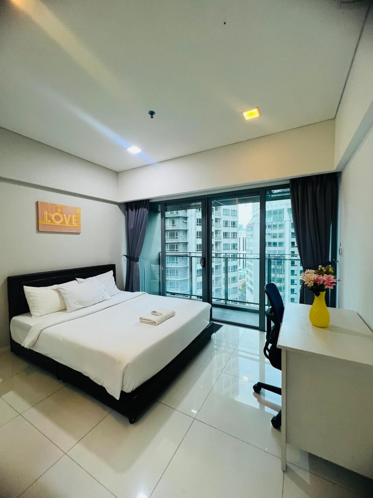 Summer Suites Klcc By Classy Kuala Lumpur Exterior photo
