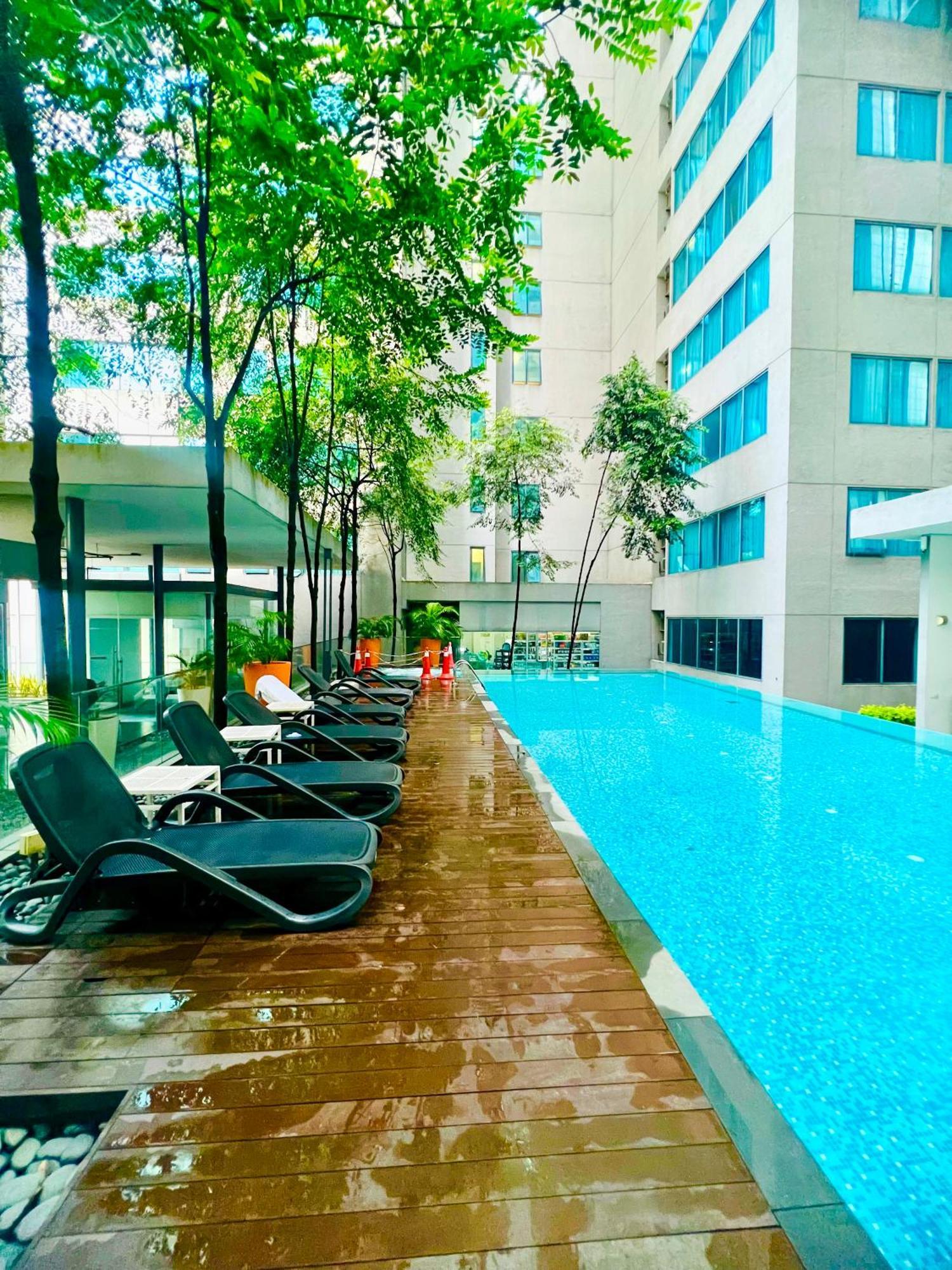 Summer Suites Klcc By Classy Kuala Lumpur Exterior photo
